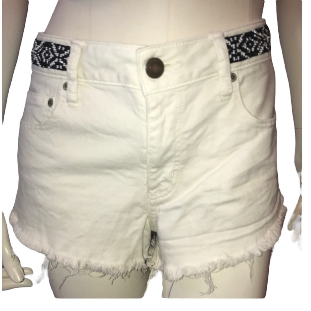 Cut off White Beaded Shorts by American Eagle Sz 12